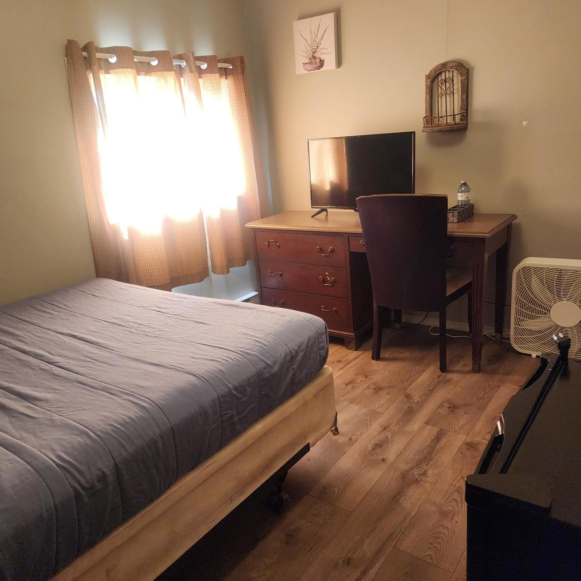Earthquest Lodge Port Burwell